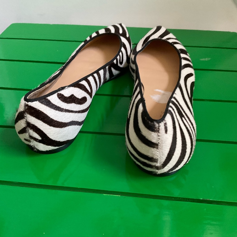 Talbots Zebra Print Calf hair ballet Flat Size 8.5AA - Picture 3 of 5